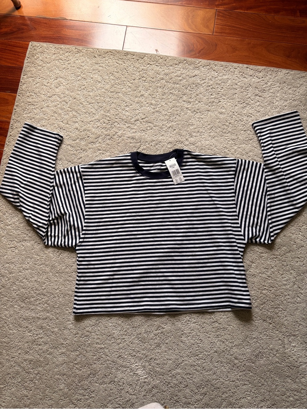 Hollister Striped Long-Sleeve Crewneck Top in Navy and White NWT